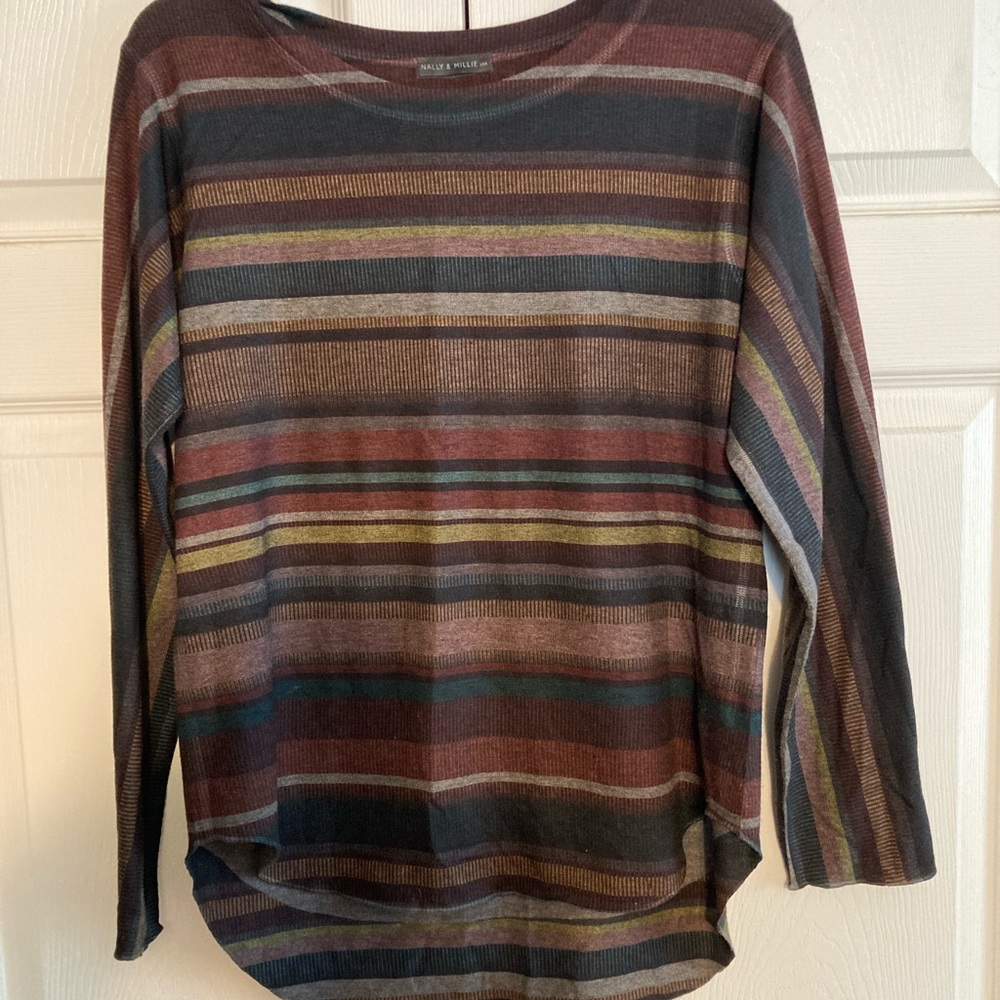 Nally & Millie long sleeve top